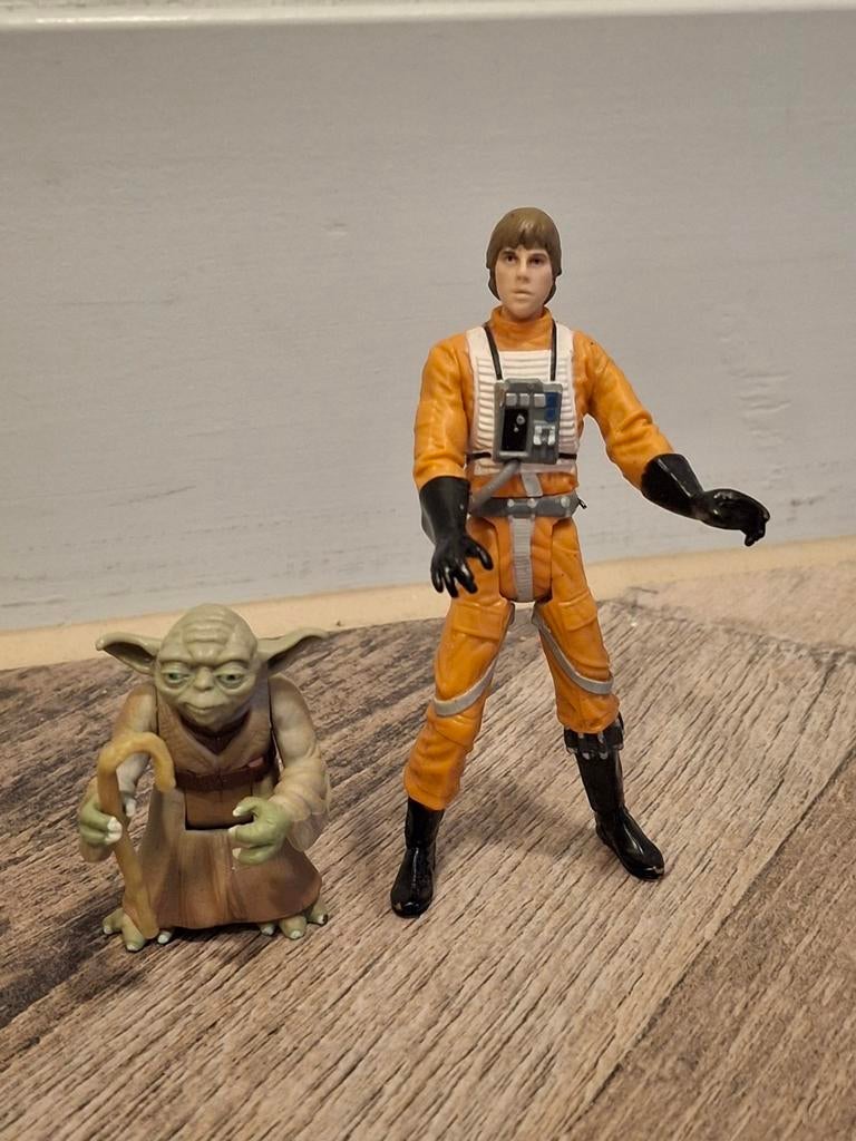 Star Wars Vintage 3.75 inch Luke piloot en Yoda met stok, Ophalen of Verzenden, Gebruikt, Actiefiguurtje