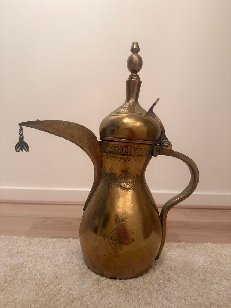 Vintage Dallah Koffiepot - Syrië, Messing, 1970, 42 cm, Ophalen of Verzenden