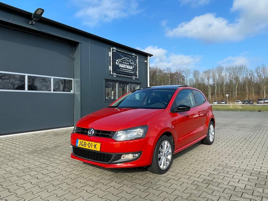 Volkswagen POLO 1.2 STYLE Panodak !, Voorwielaandrijving, Euro 5, 967 kg, Gebruikt