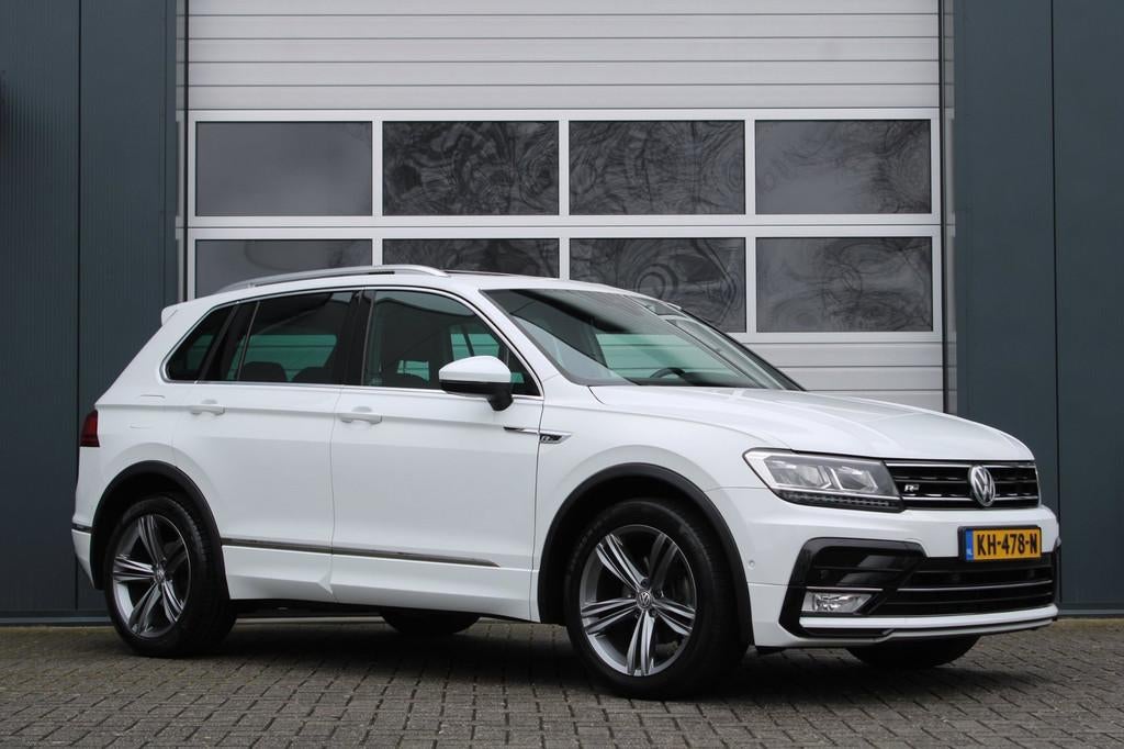 Volkswagen Tiguan 1.4 TSI ACT Connected Series R-Line ACC/Ca, Voorwielaandrijving, Euro 6, 150 pk, Alcantara
