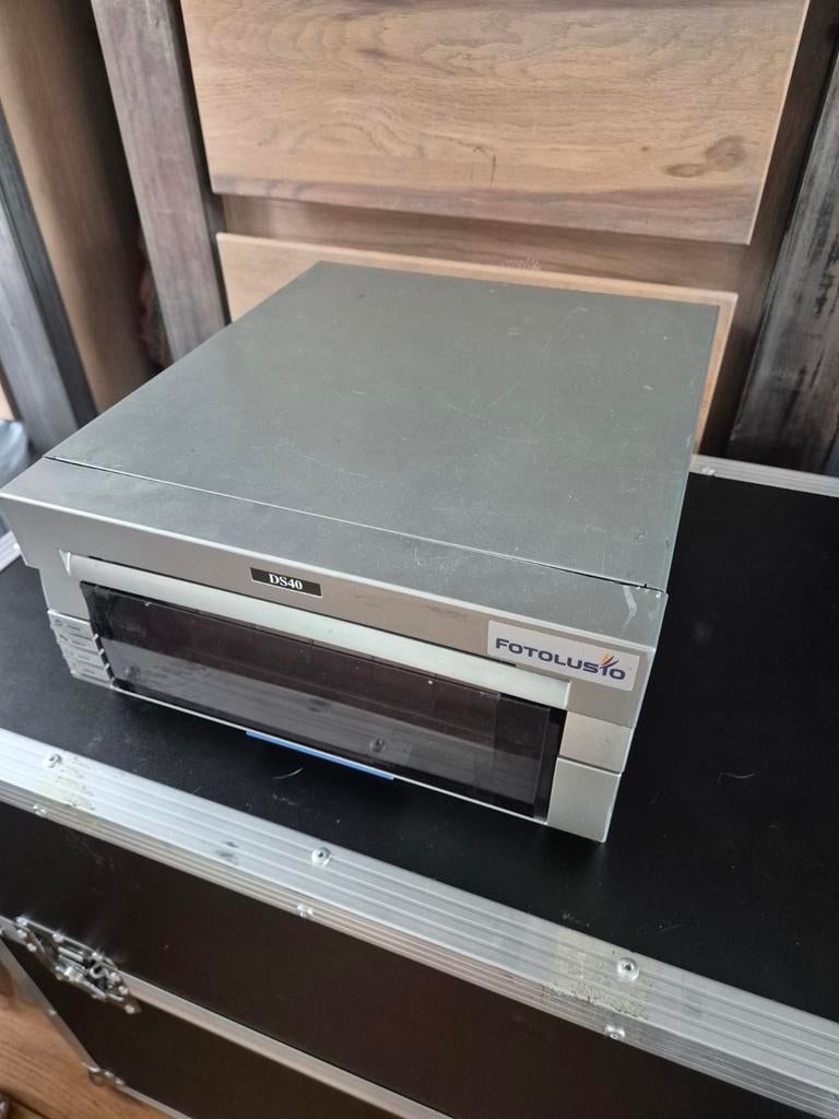Dnp ds40 met aantal halve rollen inkt/papier, Computers en Software, Printers, Ophalen of Verzenden