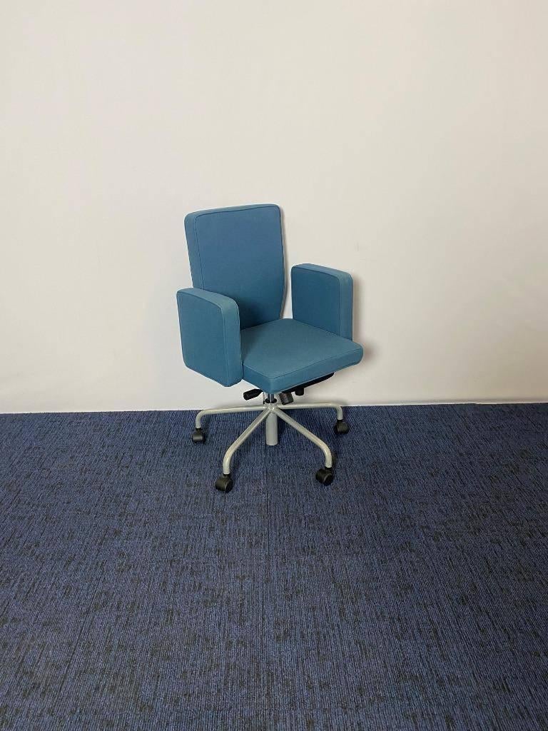 3 x Bulo Pub & club vergaderstoelen / bureaustoelen, Ophalen, Gebruikt, Drie, Blauw