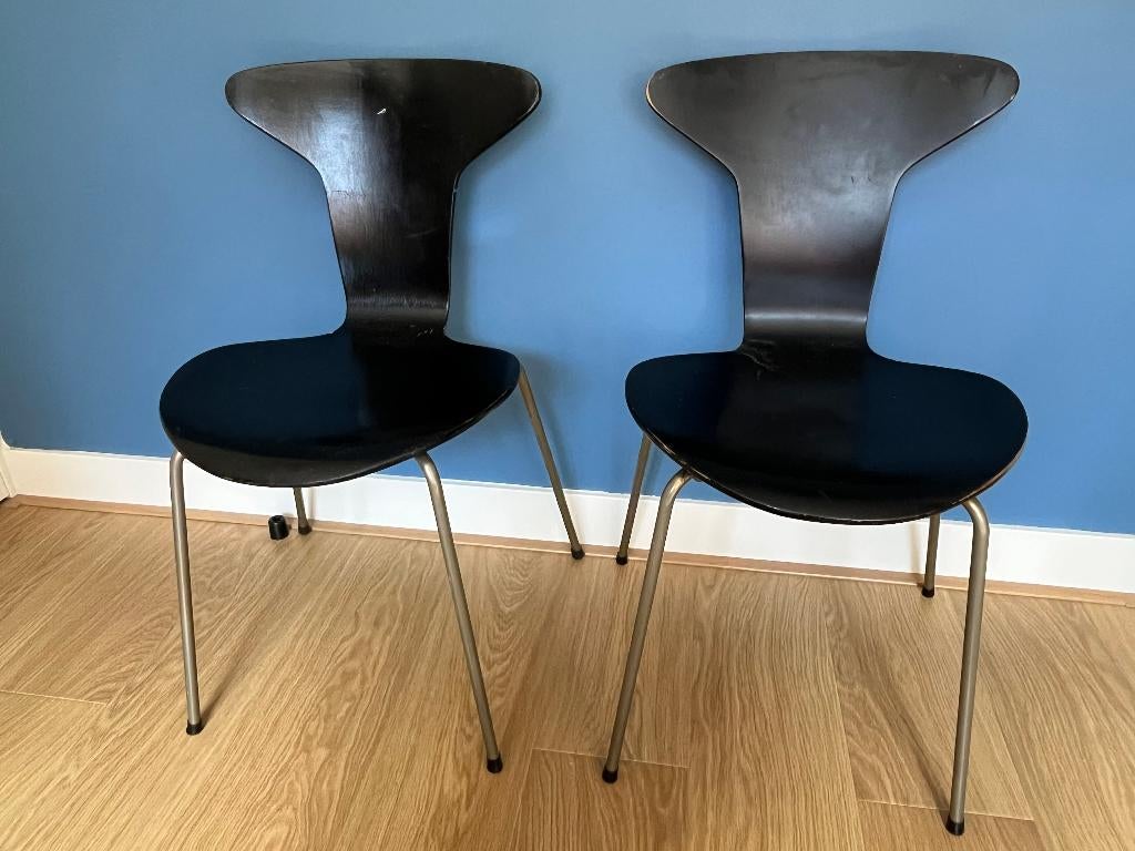 Fritz Hansen stoeltjes De Mug Arne Jacobsen 2x, Ophalen, Gebruikt, Twee, Zwart