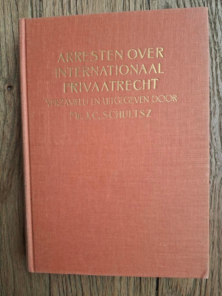 Boeken rechtsgeleerdheid, Boeken, Ophalen of Verzenden, Gelezen