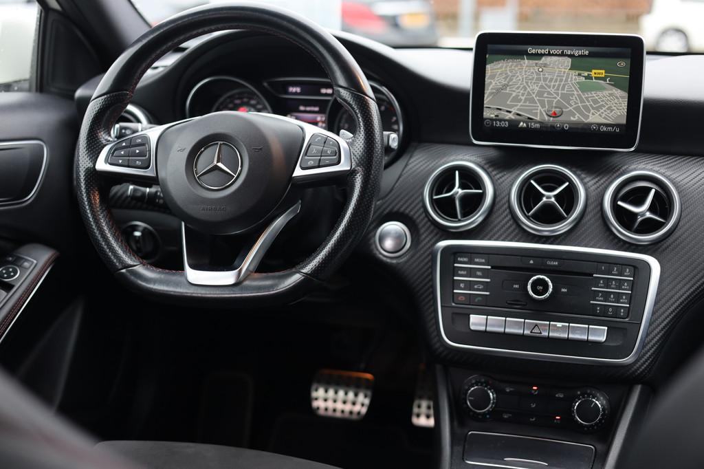 Mercedes-Benz A-Klasse 180 AMG AUTOMAAT | NAVI | CLIMA | CRU, Gebruikt, 4 cilinders, 19 km/l, 695 kg