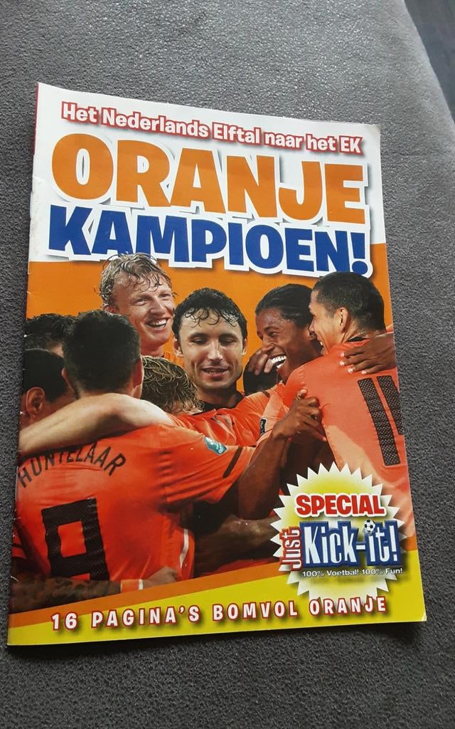 Het Nederlands  Elftal naar het EK ORANJE KAMPIOEN, Boeken, Ophalen of Verzenden
