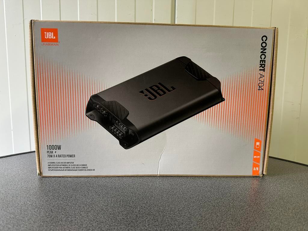 JBL Concert A704 - 4 Kanaals versterker - 1000 Watt, Auto diversen, Ophalen of Verzenden, Zo goed als nieuw