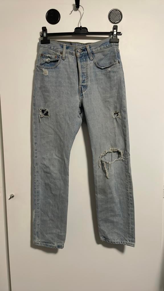 Levi’s 501 26/28, Ophalen of Verzenden, Zo goed als nieuw, Blauw, W27 (confectie 34) of kleiner