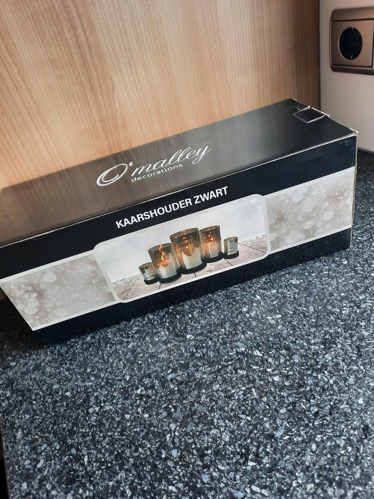 Nieuwe zwarte metalen kaarsenhouder - O'Malley Decorations, Ophalen of Verzenden