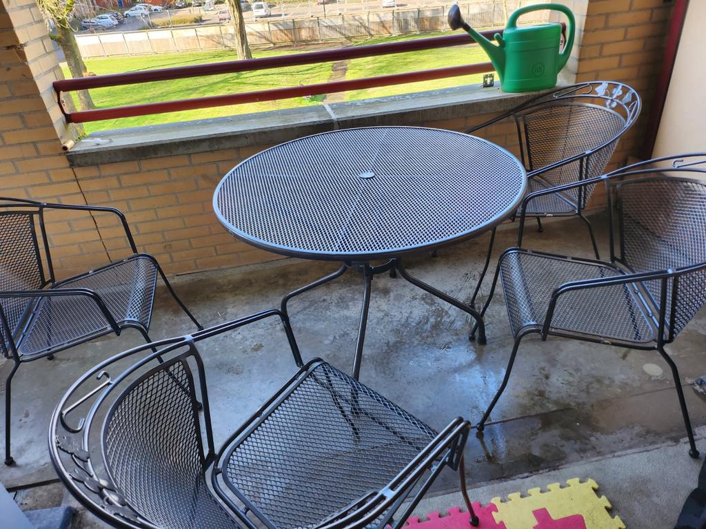 Royal garden tuinset 4 stoelen beetje roest zie foto's, Tuin en Terras, Eettafel, Ophalen of Verzenden, Zo goed als nieuw, Tuinset