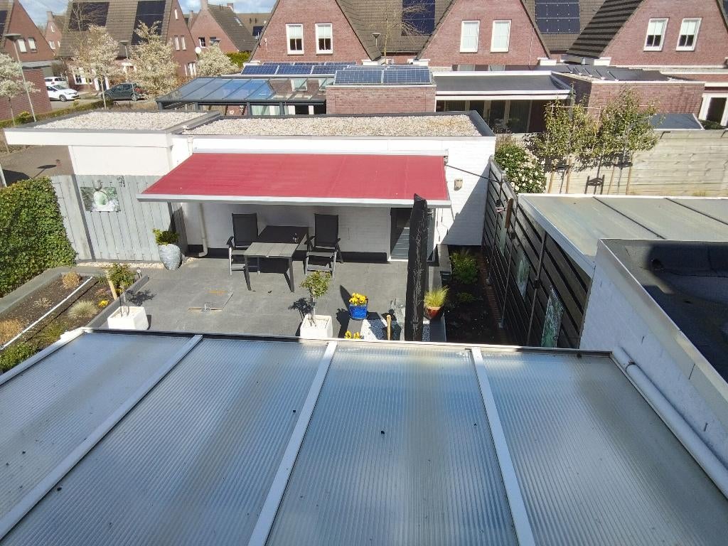 Knikarm zonnescherm, Ophalen, Gebruikt, 450 cm of meer, 150 tot 300 cm