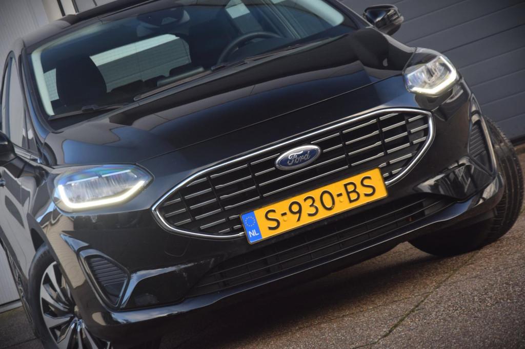 Ford Fiesta 1.0 EcoBoost Hybrid Titanium + NAVIGATIE/DRAADLO, Voorwielaandrijving, Gebruikt, 1133 kg, Origineel Nederlands