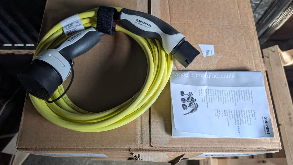 Nieuwe 3/1 fase laadkabel Mennekes (VW) 6 meter, Auto diversen, Laadpalen, Ophalen of Verzenden, Nieuw, Laadkabel