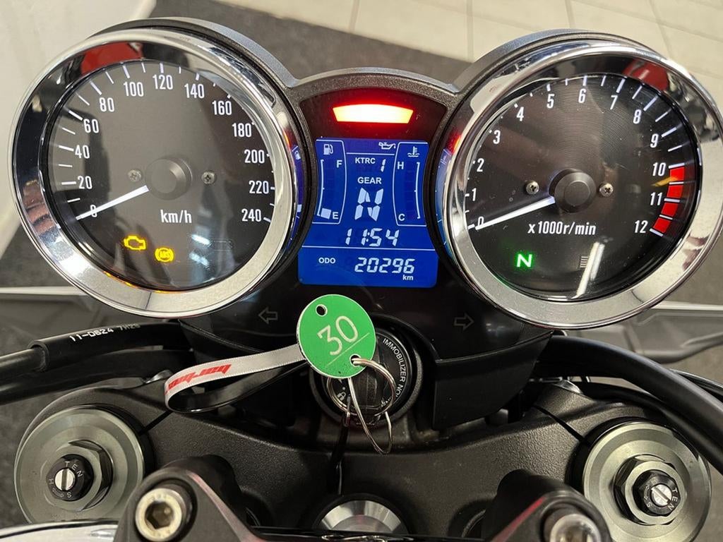 Kawasaki Z900RS (bj 2018) - foto 2