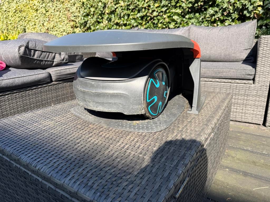 Gardena Sileno Minimo 250 robotmaaier, Ophalen, Gebruikt, 20 tot 25 cm, Bestuurbaar via app