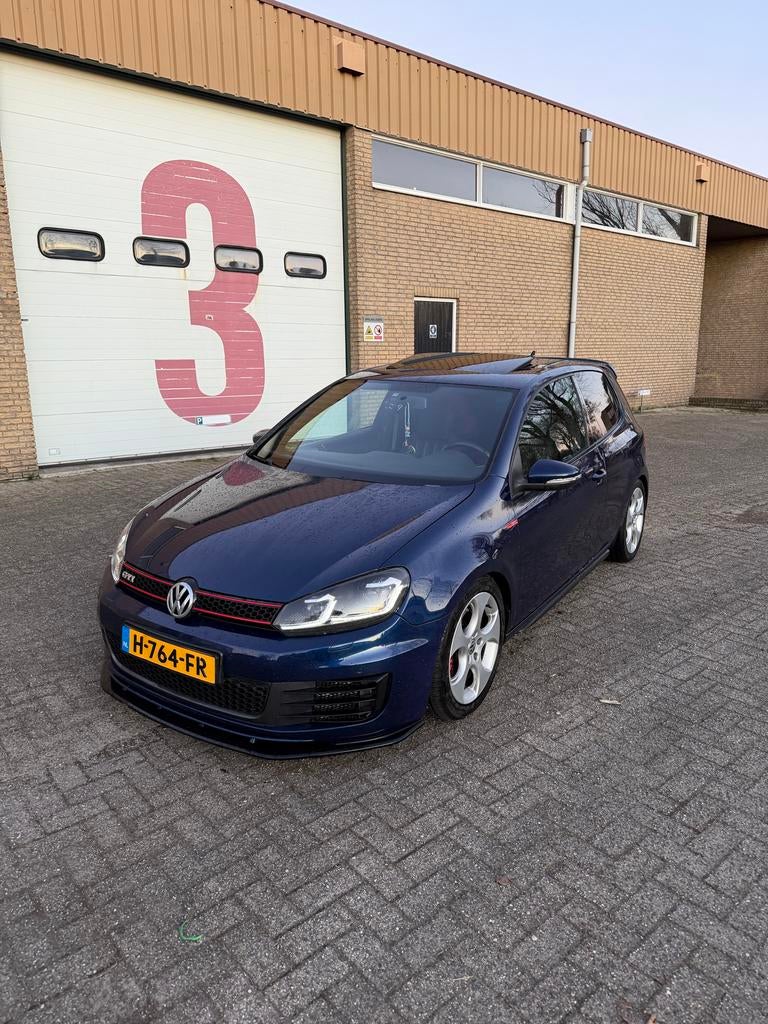 Volkswagen Golf 2.0 gti, Auto's, Volkswagen, Voorwielaandrijving, 4 cilinders, 1984 cc, Blauw