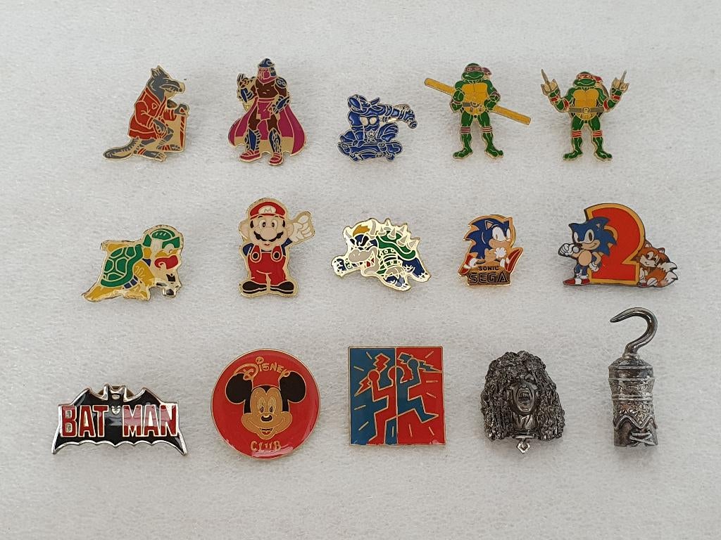 Pins: Batman, Nintendo, TMNT, Sega, Disney, ..., Ophalen of Verzenden, Gebruikt, Figuurtje, Speldje of Pin
