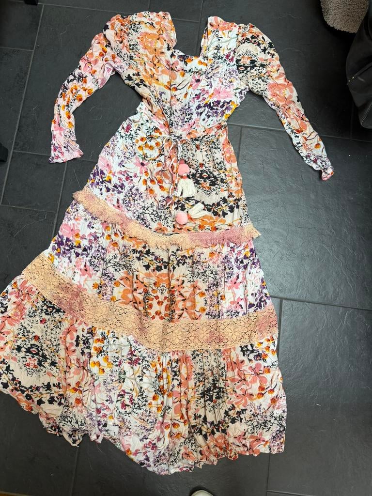 Ibiza jurk, Ophalen of Verzenden, Zo goed als nieuw, Maat 38/40 (M), Onder de knie