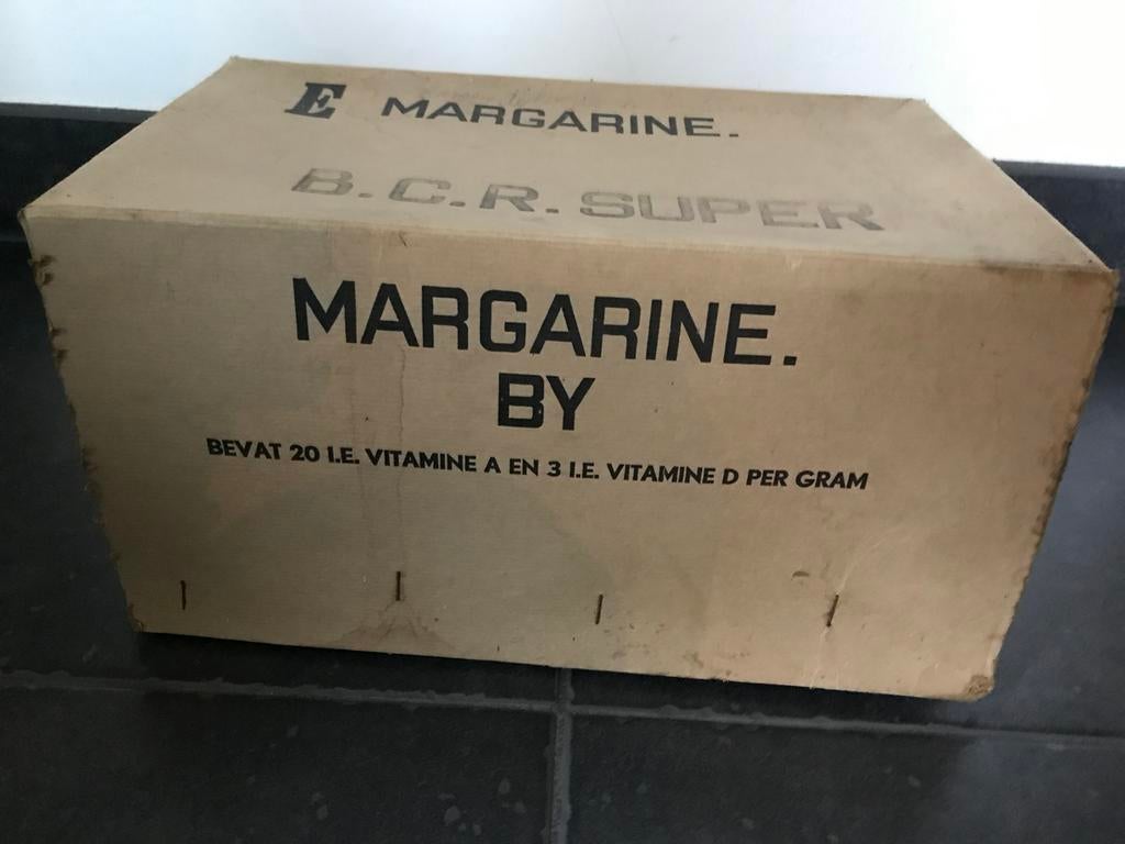 Oude kartonnen margarine doos, Antiek en Kunst, Curiosa en Brocante, Ophalen of Verzenden
