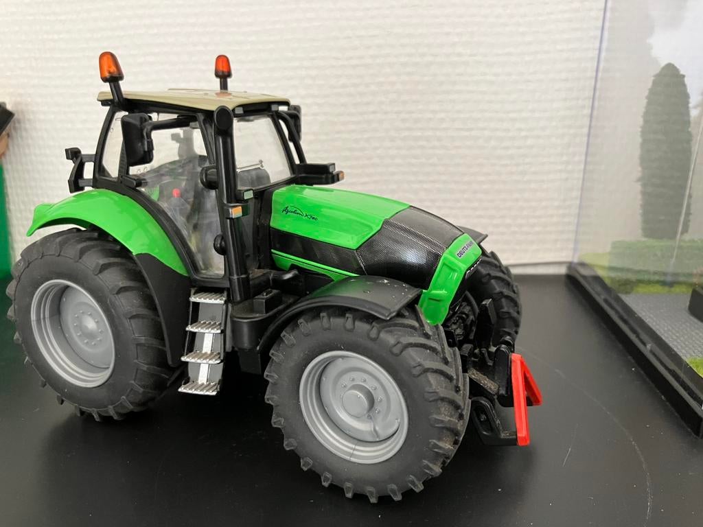 deutz-fahr agrotron x720 siku 1:32, Ophalen of Verzenden, Zo goed als nieuw, Tractor of Landbouw, SIKU