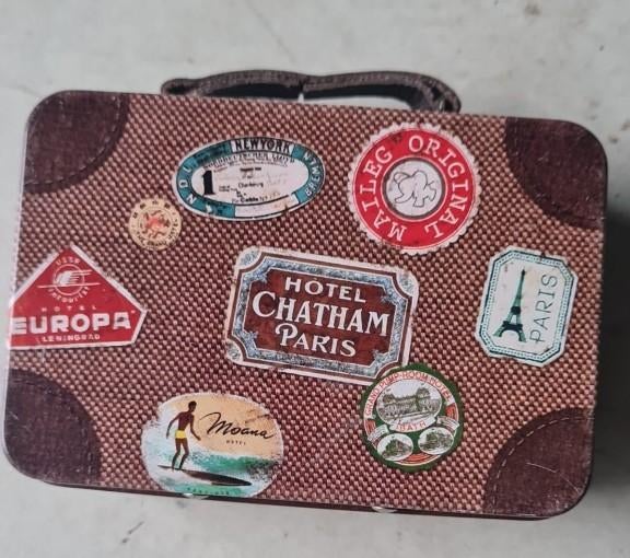 Metalen koffertje Maileg, Verzenden, Gebruikt, Poppenhuis