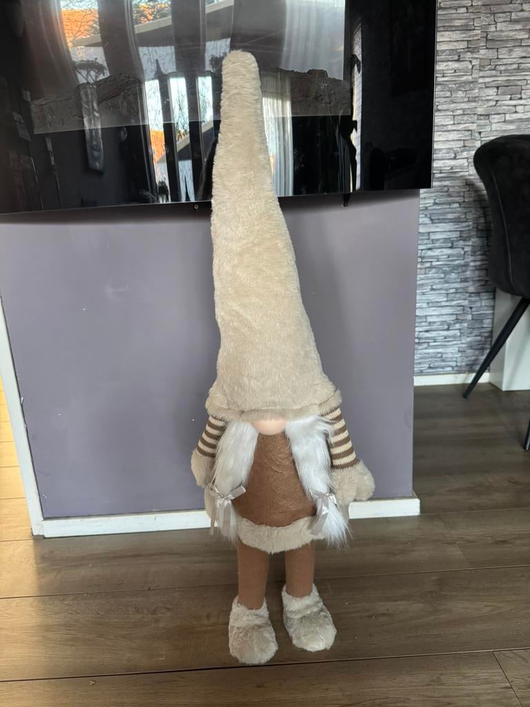 Hoge gnoom wiebelbenen beige bruin, Diversen, Kerst, Zo goed als nieuw, Ophalen