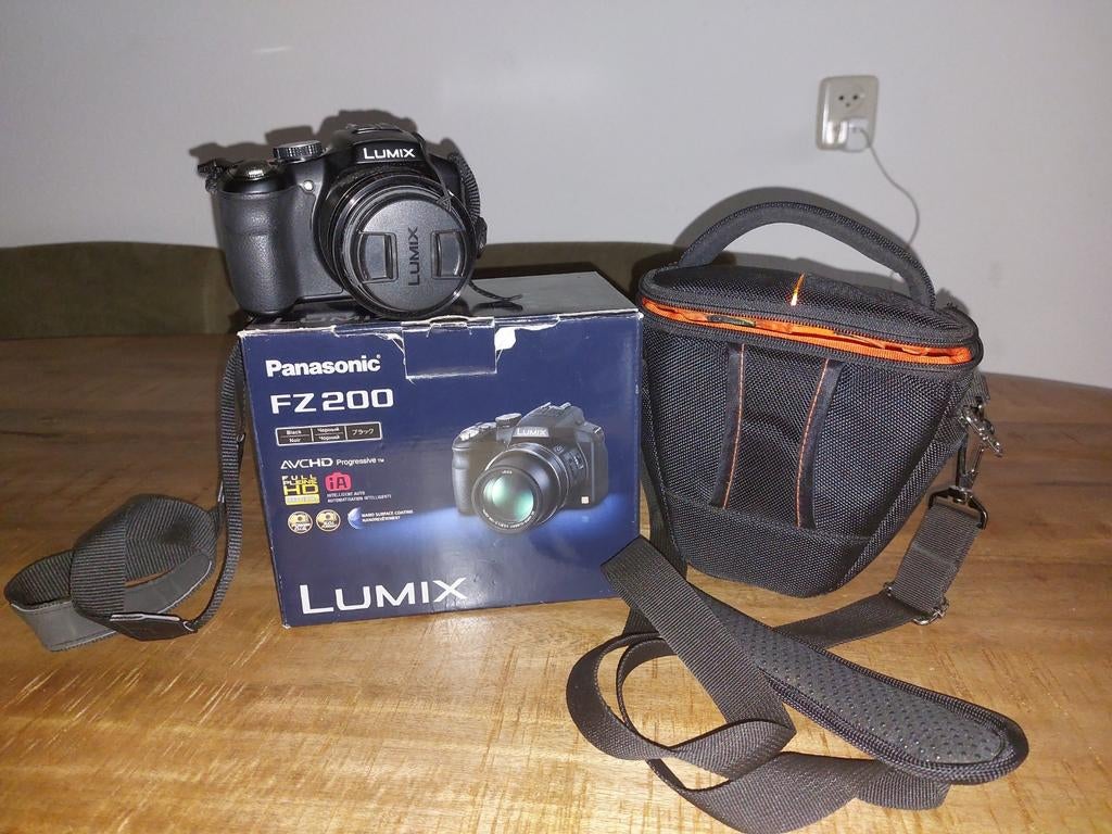 Panasonic FZ200, Ophalen, Zo goed als nieuw