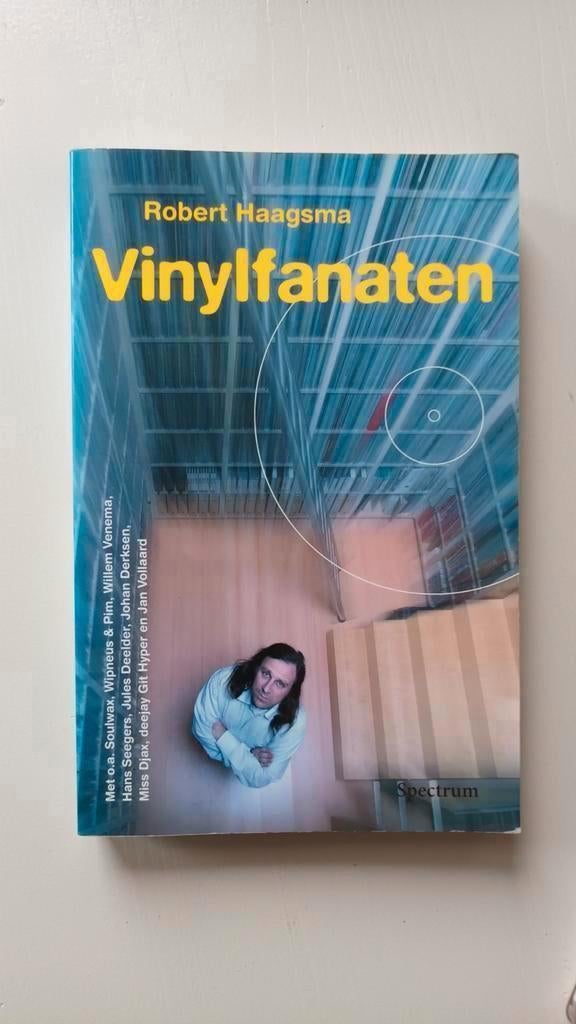 Vinylfanaten - Robert Haagsma  GESIGNEERD  HANDTEKENING, Ophalen of Verzenden, Zo goed als nieuw, Robert Haagsma