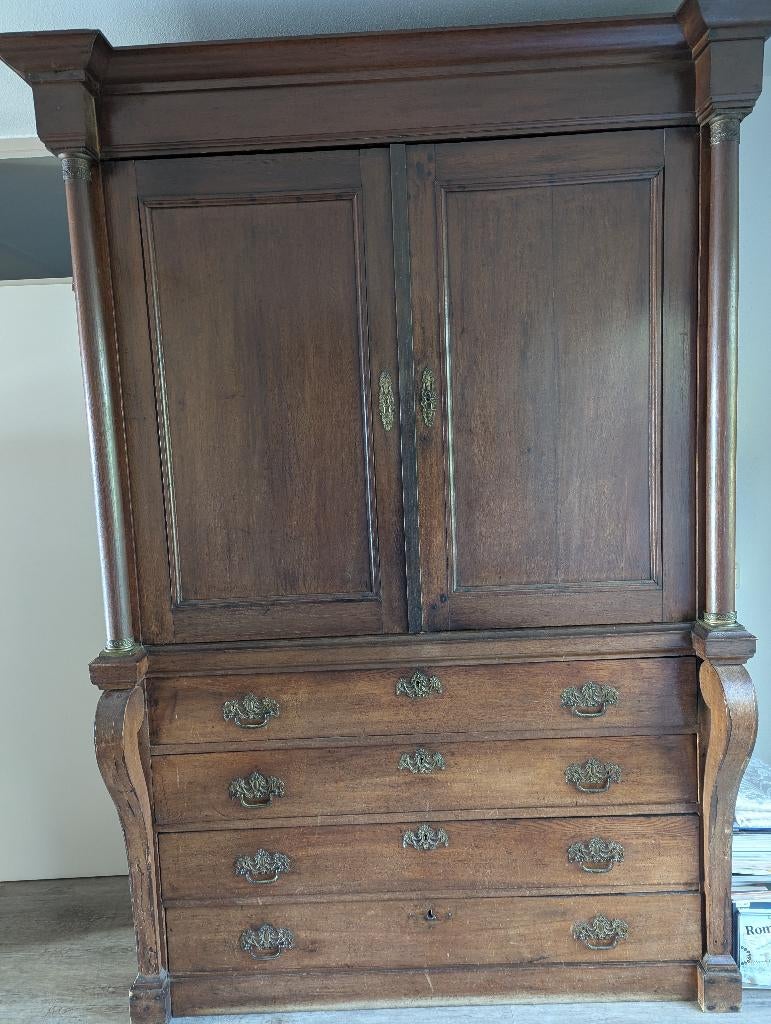 Antiek Brabants Kabinet uit 1692, Ophalen