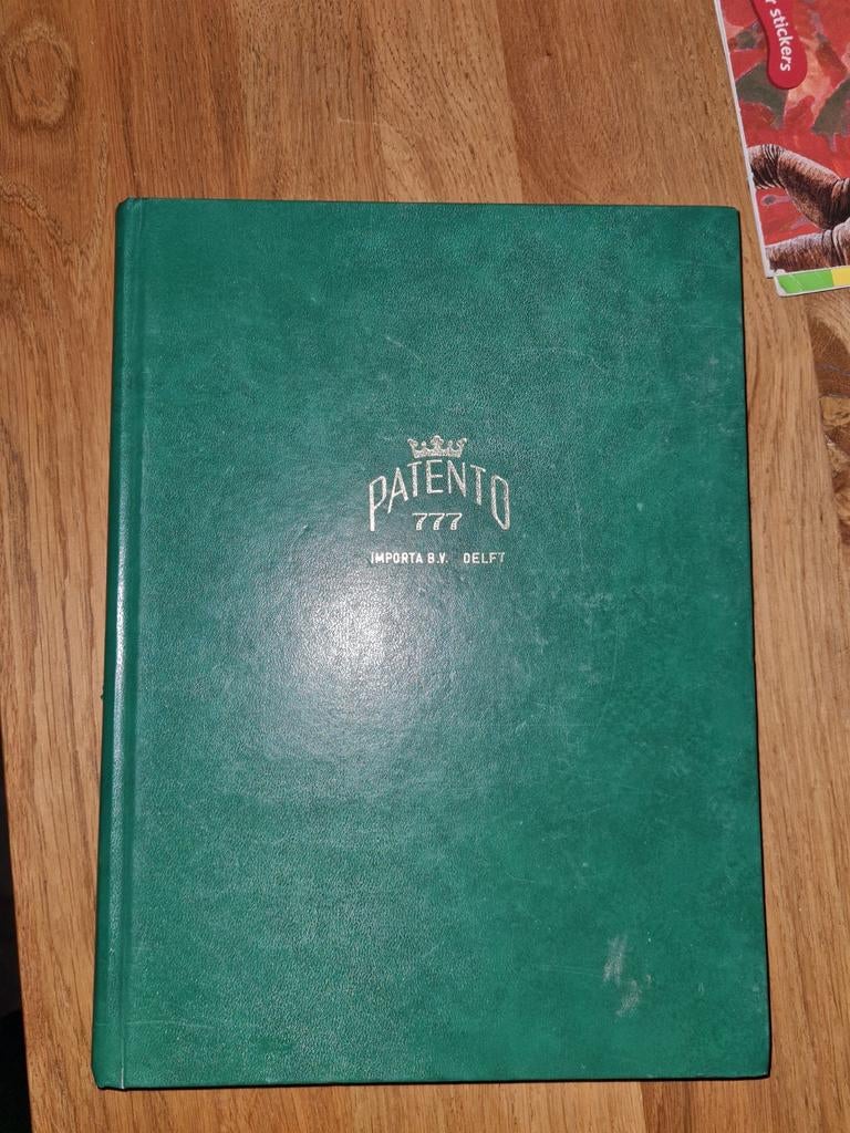 Postzegelalbum met Nederland, België & Duitsland postzegels, Ophalen of Verzenden, Nederland en Buitenland