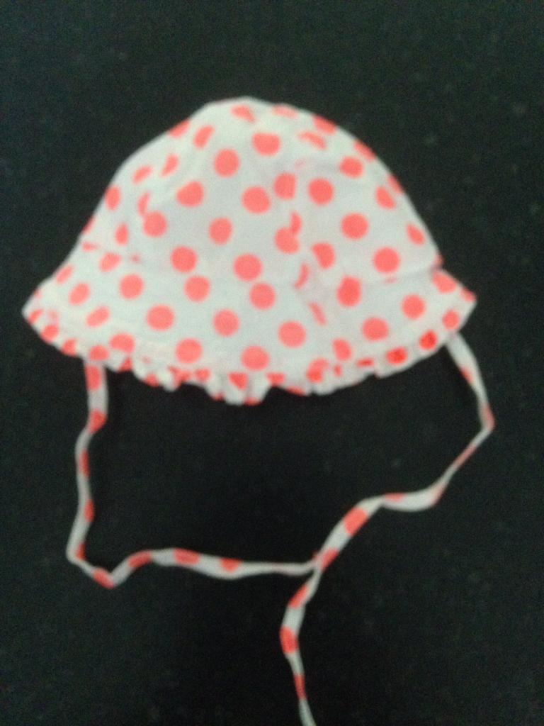 Meisjes newborn zonnehoedje / zonnehoed van Hema mt 56/62, Kinderen en Baby's, Babykleding | Petten en Hoeden, Meisje, Hoed, Maat 56