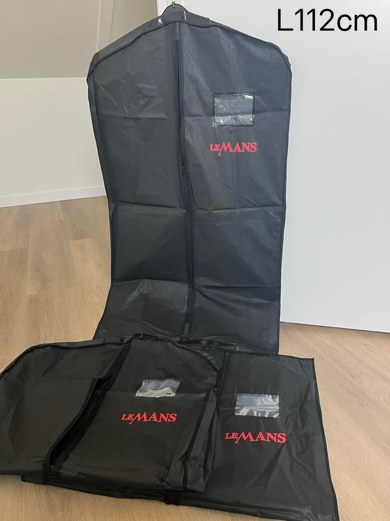 Kledinghoes prijs per stuk, Kleding | Dames, Kledinghangers, Ophalen of Verzenden, Zo goed als nieuw