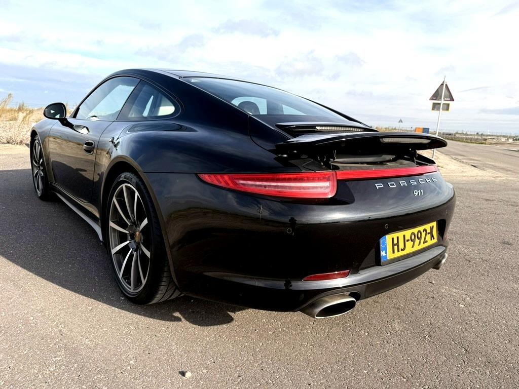 Porsche 911 Carrera 4 (991.1) Black Edition – eind 2015, Auto's, Automaat, USB, 74 €/maand, 4 stoelen
