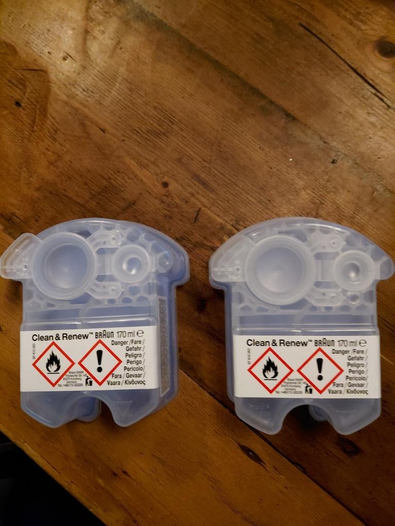 Braun cartridges 2 stuks nieuw, Ophalen of Verzenden, Nieuw, Gehele gezicht