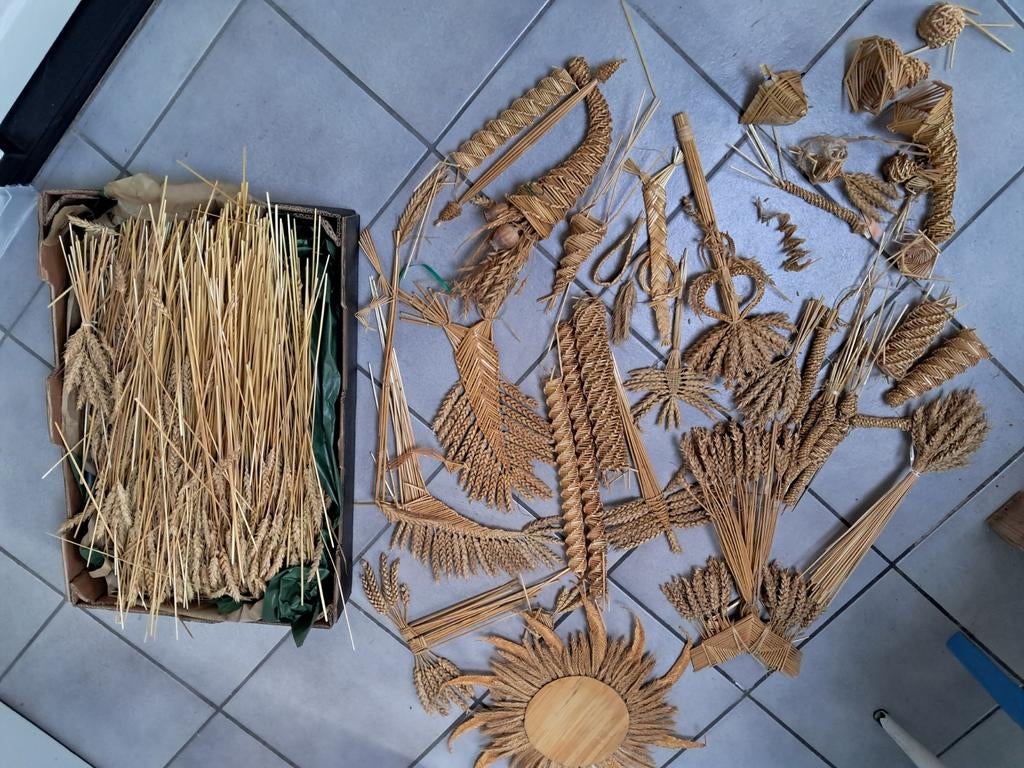 Strovlechten stro vlecht werkjes veel stro, Ophalen of Verzenden, Zo goed als nieuw