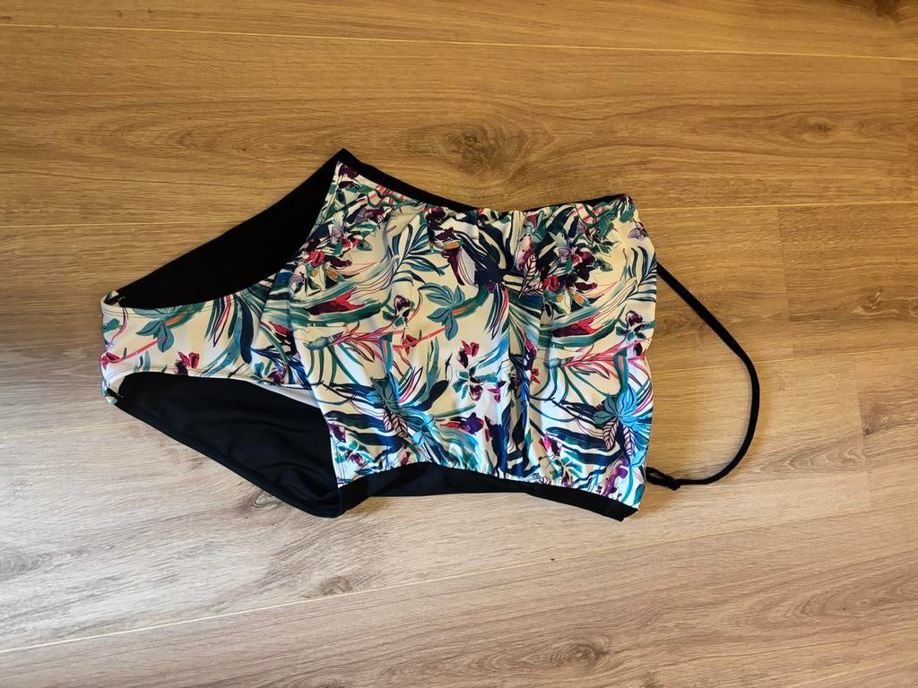 Hunkemöller Badpak - Maat 42, Ophalen of Verzenden, Zo goed als nieuw, Zwart, Bikini