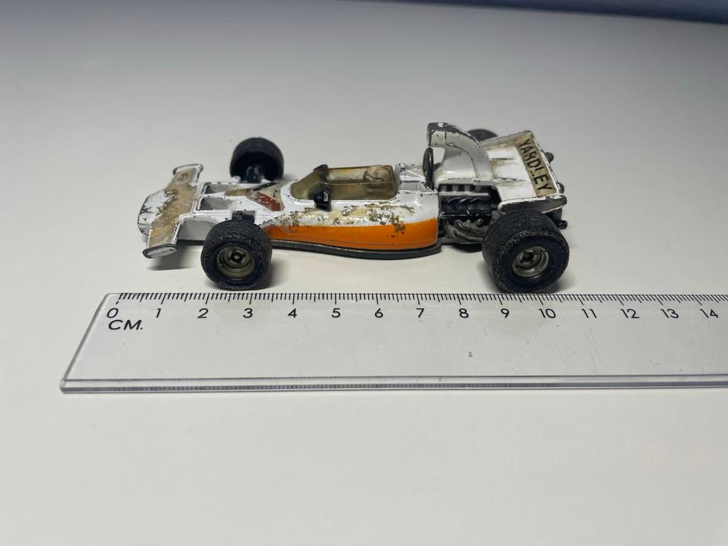 Corgi Toys Yardley McLaren-Ford M19A, Hobby en Vrije tijd, Modelauto's | 1:18, Ophalen of Verzenden, Gebruikt, Auto