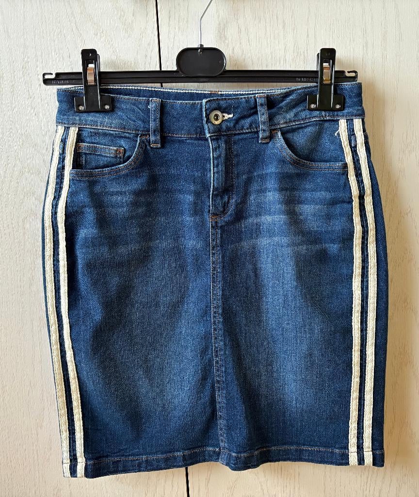 Leuke spijkerrok met witte streep Esprit EDC maat 34, Blauw, Ophalen of Verzenden, Zo goed als nieuw, Maat 34 (XS) of kleiner