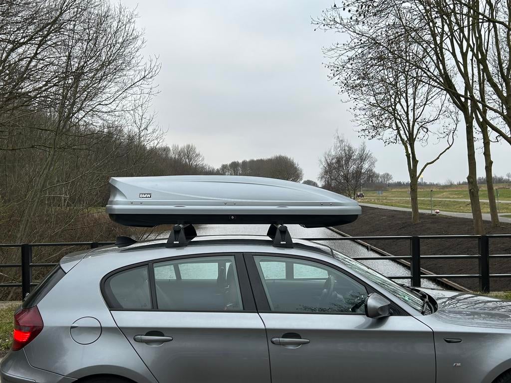 BMW dakkoffer te huur (1-3-5 serie)+ originele dakdragers, Ophalen, Zo goed als nieuw