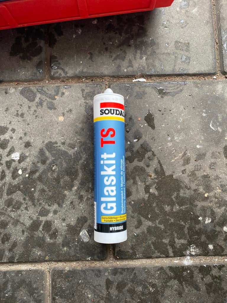 50 stuks Soudal Glaskit - Nieuw, Doe-het-zelf en Verbouw, Isolatie en Afdichting, Overige materialen, Nieuw, Minder dan 5 m², Ophalen