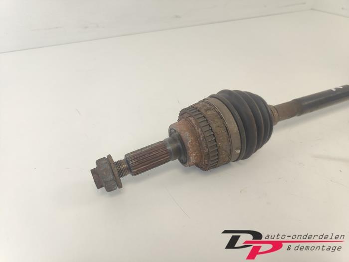 Aandrijfas links-voor van een Suzuki Alto, Gebruikt, -, -, Ophalen of Verzenden