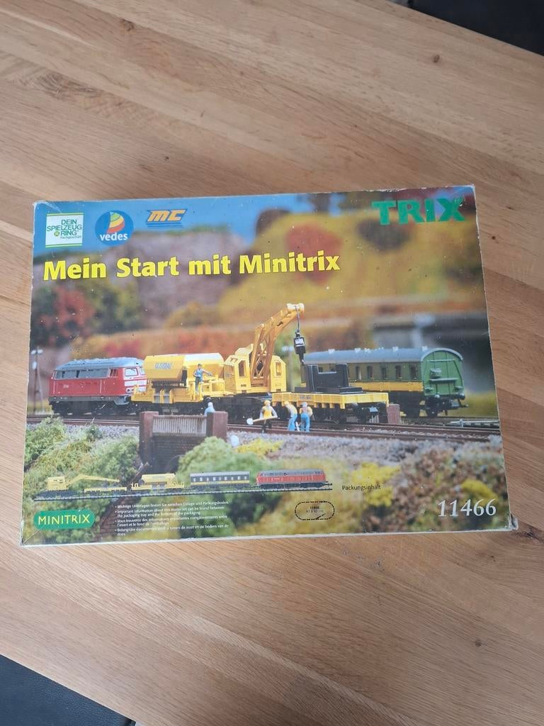 Mooie minitrix starterset! Even lezen., Hobby en Vrije tijd, Gelijkstroom, Trix, Wagon, Ophalen of Verzenden