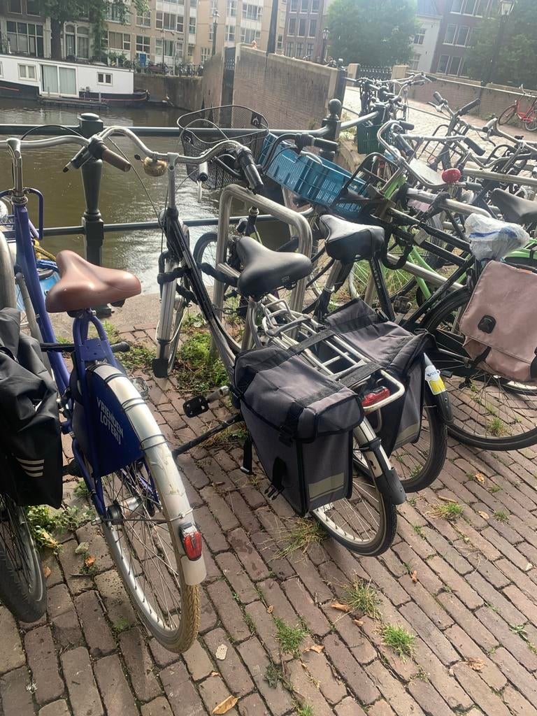 Gazelle bike 7 gears - super good condition - bike bags, Fietsen en Brommers, 56 cm of meer, Ophalen of Verzenden, Zo goed als nieuw