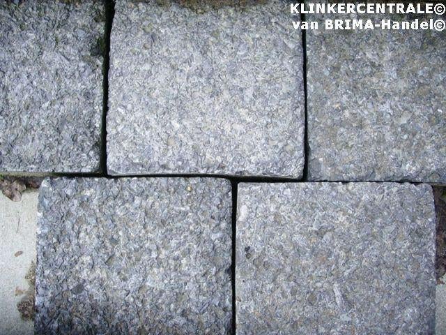 1.000m2 zwart antraciet koperslaktegels/keien 20x20 straatst, Tuin en Terras, Bij dit gebruikte product niet meer te achterhalen.