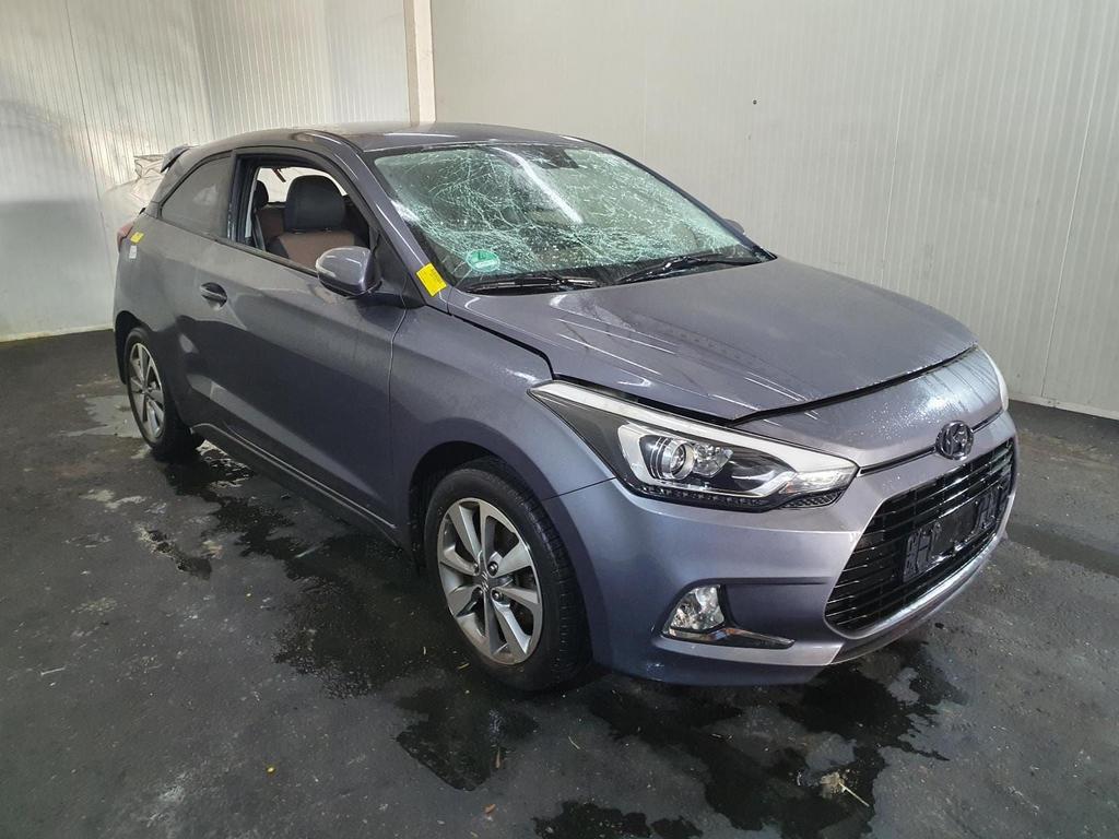 Hyundai i20 2017 voorkop   (plaatwerk verlichting koelers ed, Auto-onderdelen, Carrosserie en Plaatwerk, Ophalen, Gebruikt, -