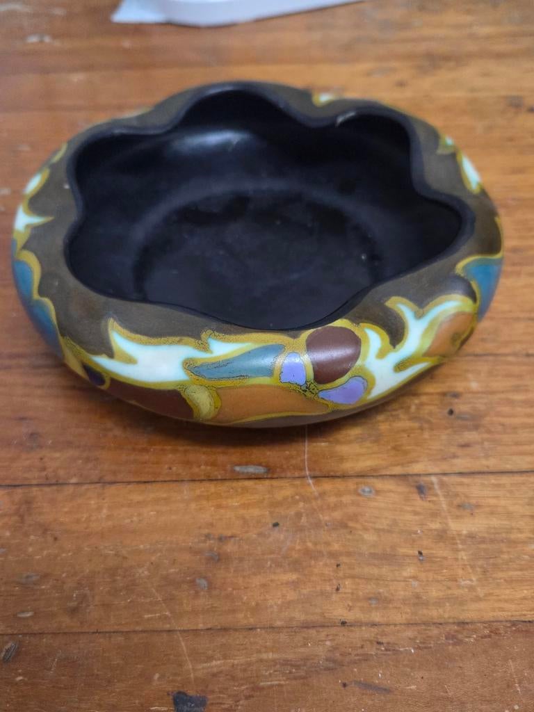 Plateel schaal met gegolfde rand, Antiek en Kunst, Ophalen of Verzenden