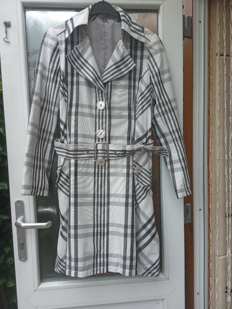 BURBERRY JAS, Zwart, Maat 42/44 (L), Nieuw, Ophalen of Verzenden