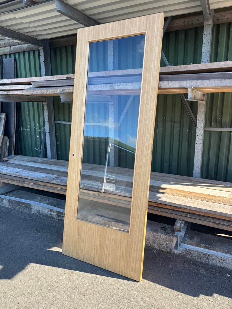 Eiken fineer deur met glas, Doe-het-zelf en Verbouw, Ophalen, 80 tot 100 cm, 215 cm of meer, Binnendeur