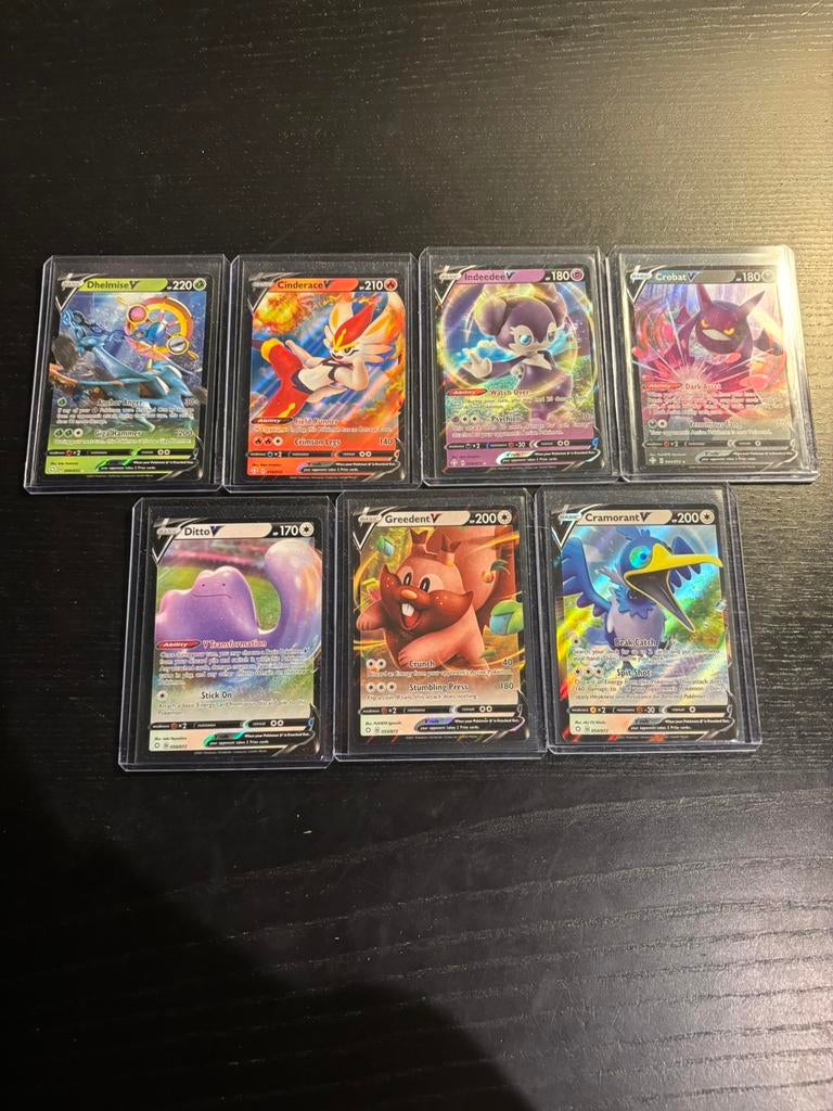 Pokémon Kaarten / 72 Shining Fates, Hobby en Vrije tijd, Verzamelkaartspellen | Pokémon, Ophalen of Verzenden, Zo goed als nieuw