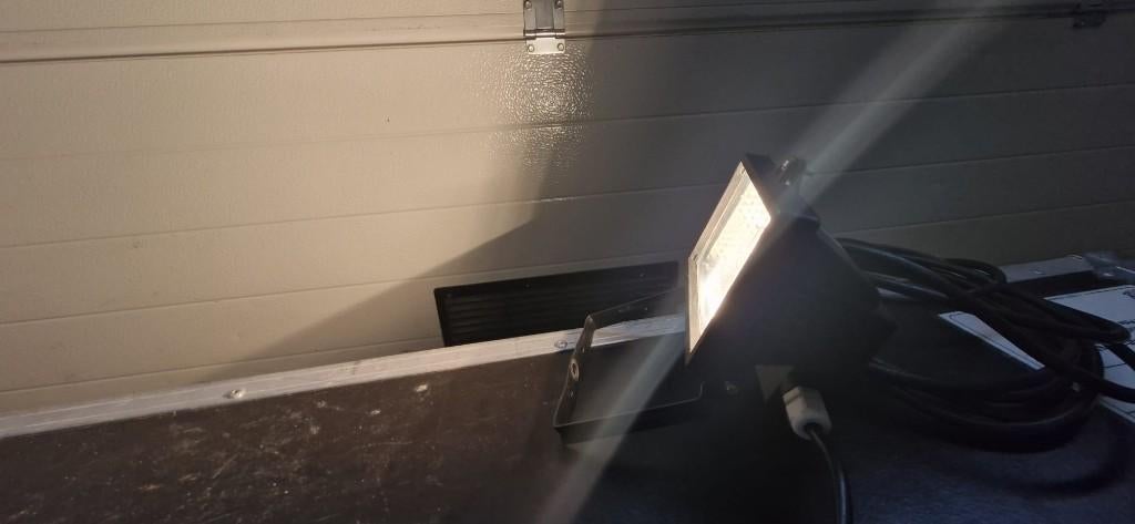 Floodlight symmetrisch 150W, Ophalen of Verzenden, Gebruikt, Licht